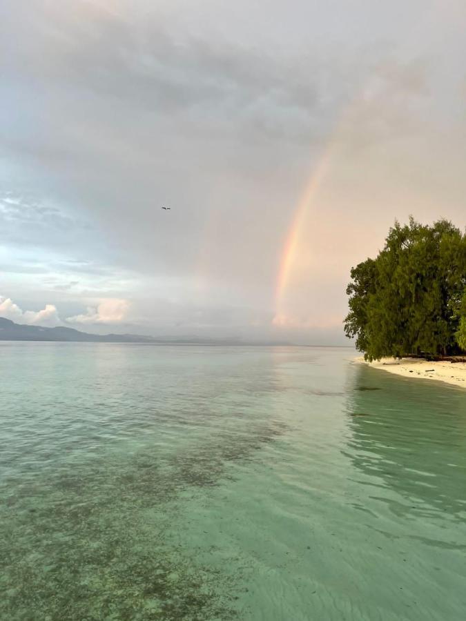 Wai Resort - Raja Ampat Pulau Birie Exterior foto